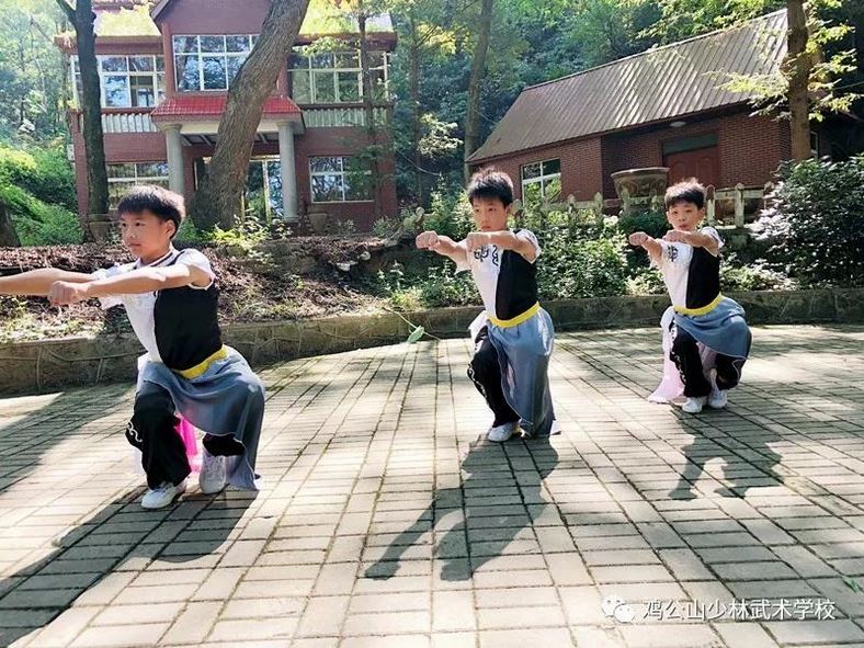 武術從小練起 少年強 則國強?。?！